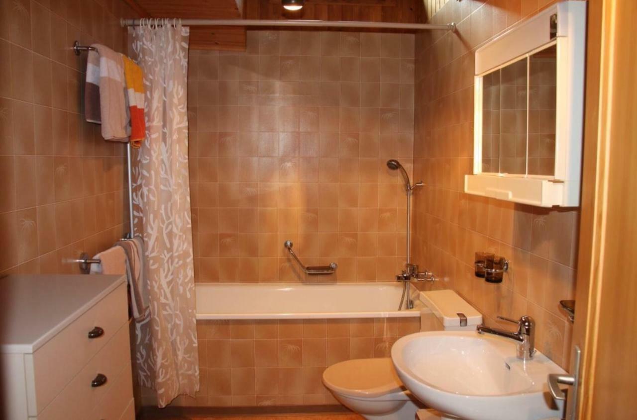 Haus Wiedersehn Goms Luaran gambar