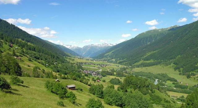 Haus Wiedersehn Goms Luaran gambar