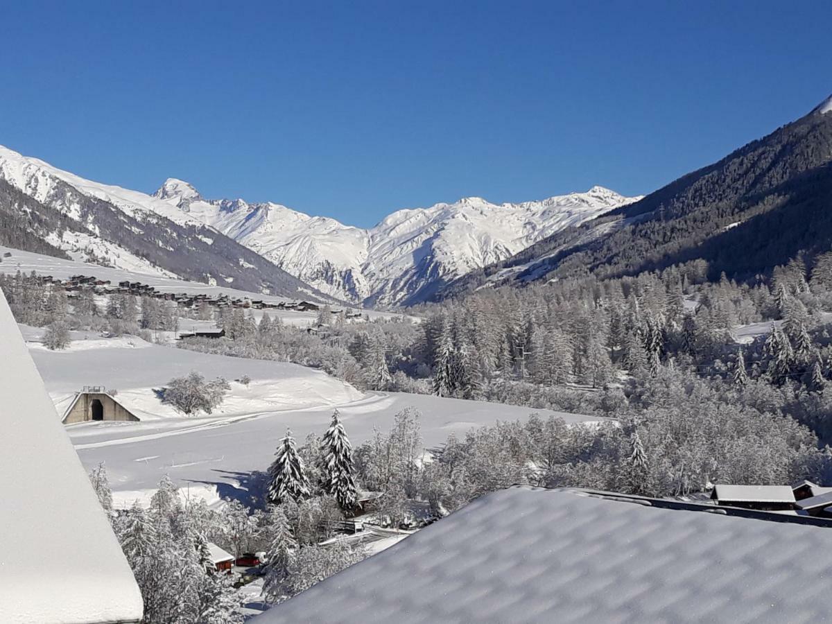 Haus Wiedersehn Goms Luaran gambar